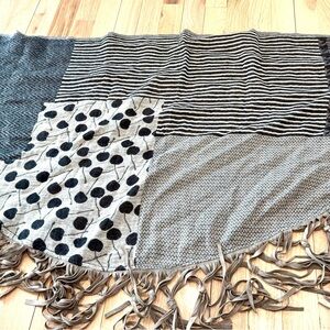 TOLANI Stylish Black and Gray Patchwork Fringed Scarf